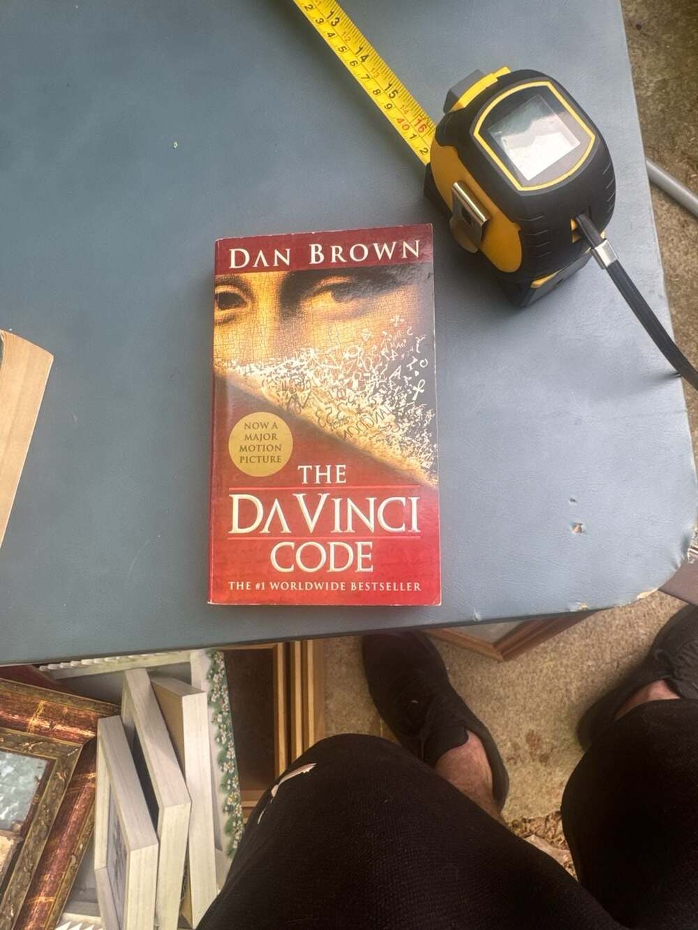 The Da Vinci Code by Dan Brown Mass Market Paperback